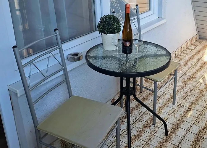 Nikolett Appartement *